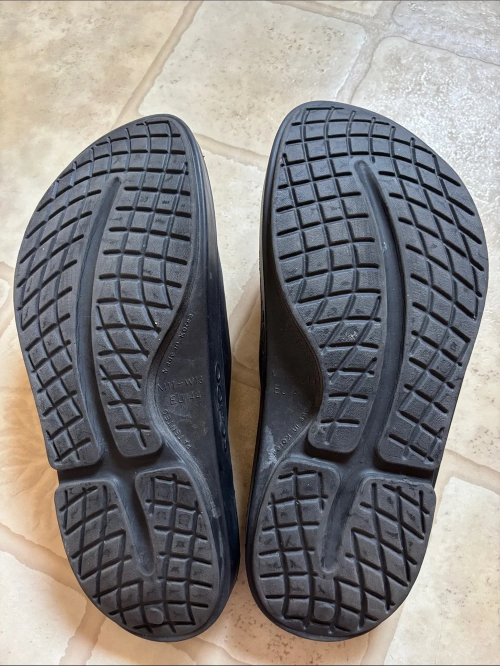 OOFOS OOAHH Slide Impact Absorption Recovery Sandals, Size M11/W13 - Black